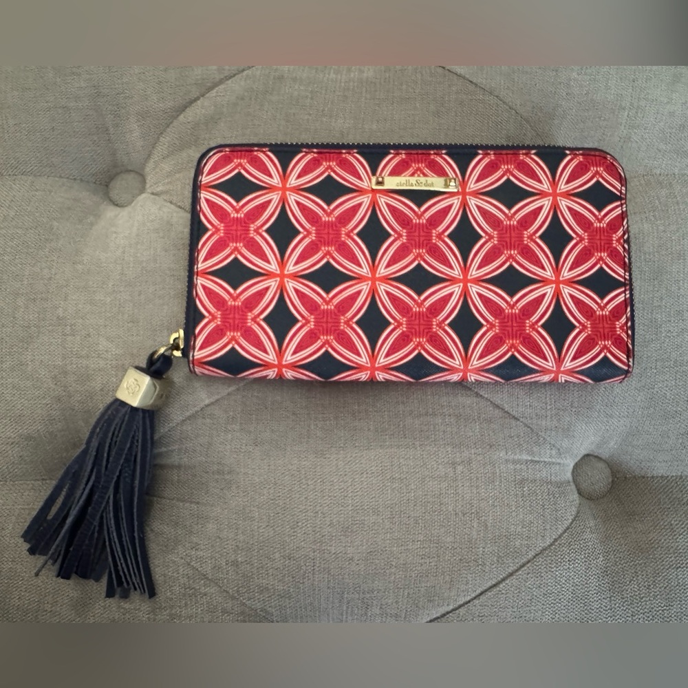 Stella & Dot Navy Blue and Red Patterned Wallet